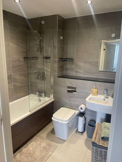 Apartment Peaceful 2br Hideout With Instant Self Check-in At Kelham Island Retreat Sheffield